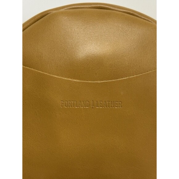 Portland Leather Goods PLG Mango Large Circle Crossbody - Picture 3 of 7
